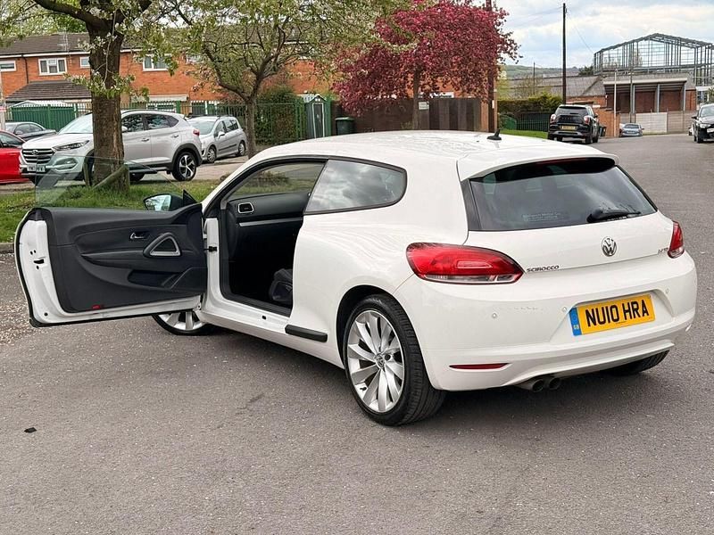Begagnad VW Scirocco GT 2010 Vit Sportkupé