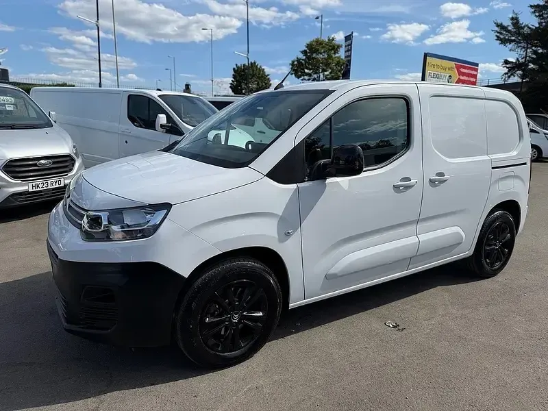 Used Citroën e-Berlingo 100 kW (136 HP) 2023 White MPV