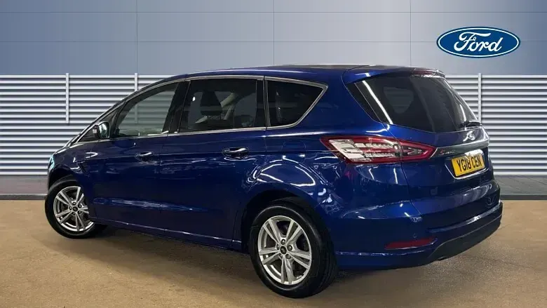 Usado Ford S-MAX Titanium 160 HP (117 kW) 2018 Monovolume