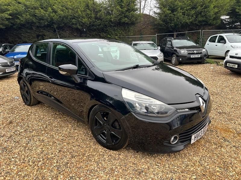 Used Renault Clio IV Expression+ 75 HP (55 kW) 2013 Black Hatchback
