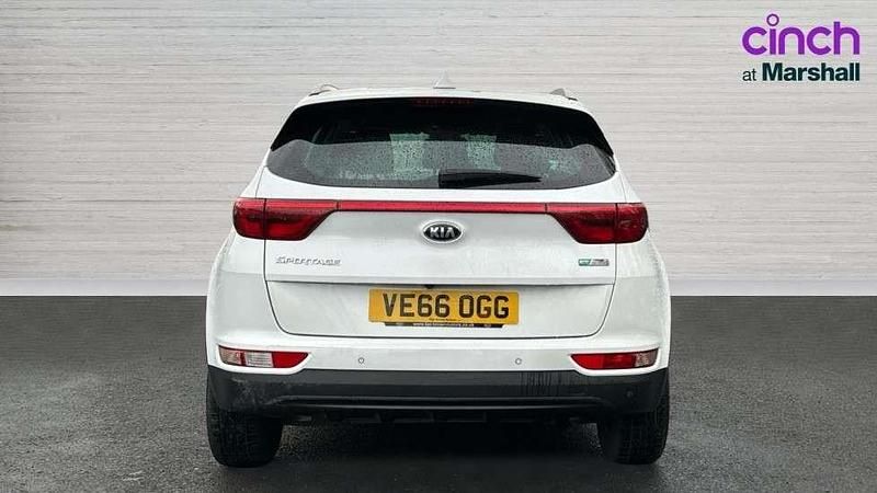 Used Kia Sportage 2017 White SUV