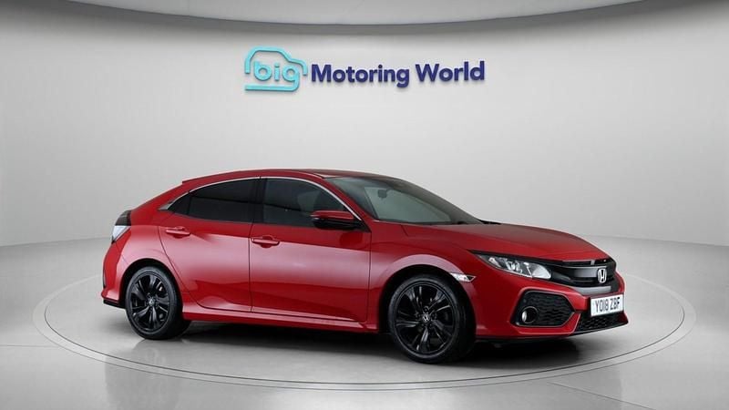 Red Used 2018 Honda Civic SR Hatchback | £9,500 (Good price) - Image 1/4