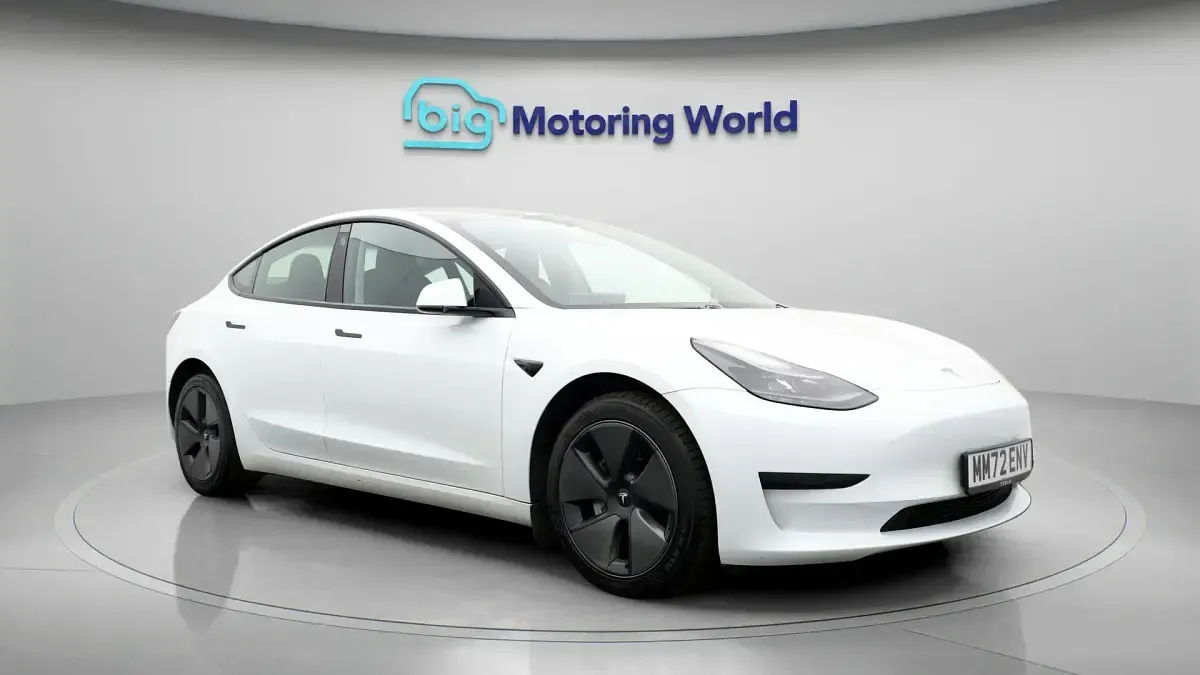 Used Tesla Model 3 RWD 222 kW (302 HP) 2022 Sedan