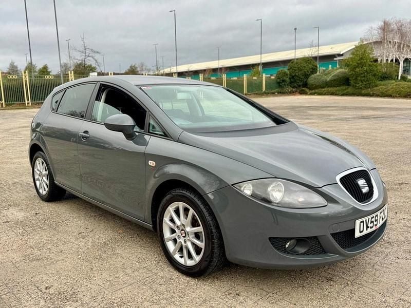 Grey Used 2009 Seat Leon SE Hatchback | £1,695 (Good price) - Image 1/4