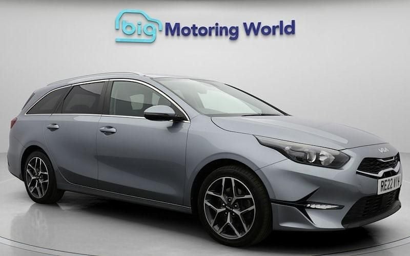 Used 2021 Kia Ceed Sportswagon Estate | £13,500 (Good price) - Image 1/4