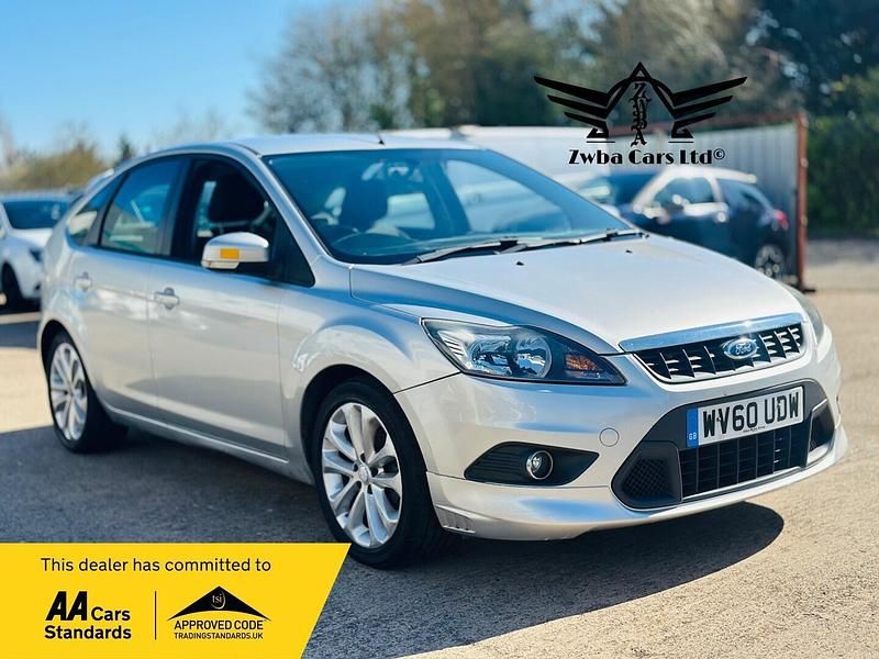 Used Ford Focus Zetec 2010 Silver Hatchback