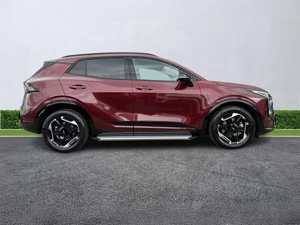 Used Kia Sportage GT-Line 147 HP (108 kW) 2026 Red SUV