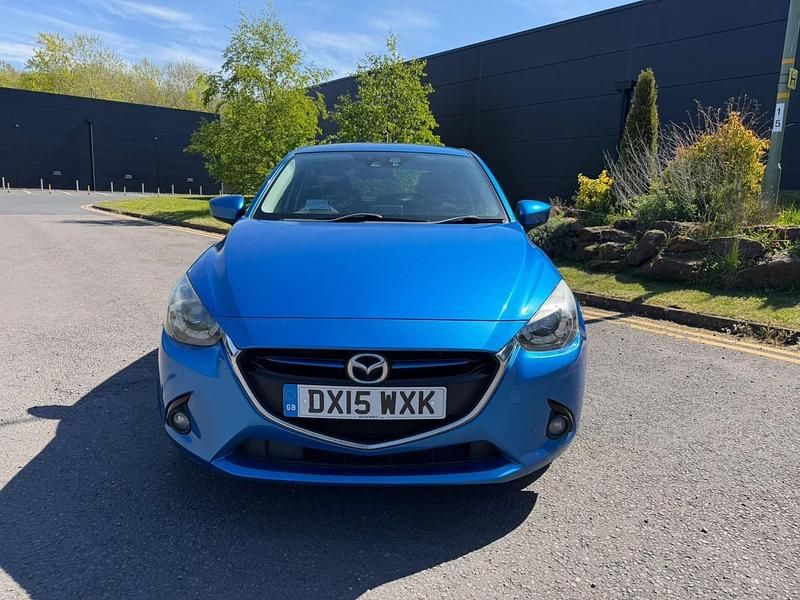 Begagnad Mazda 2 Inclusive 115 HK (84 kW) 2015 Blå Halvkombi