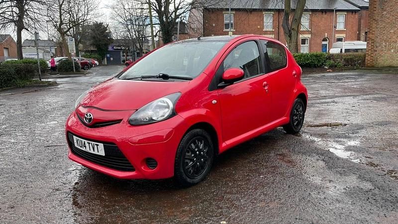 Used Toyota Aygo 2014 Multicoloured Hatchback