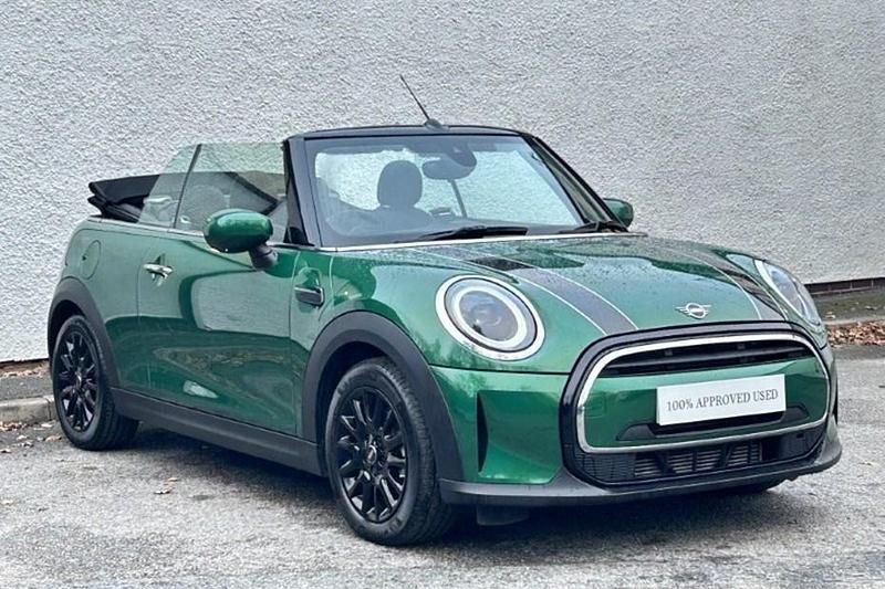 Used 2024 Mini Cooper Classic Hatchback | £20,690 (Fair price) - Image 1/1