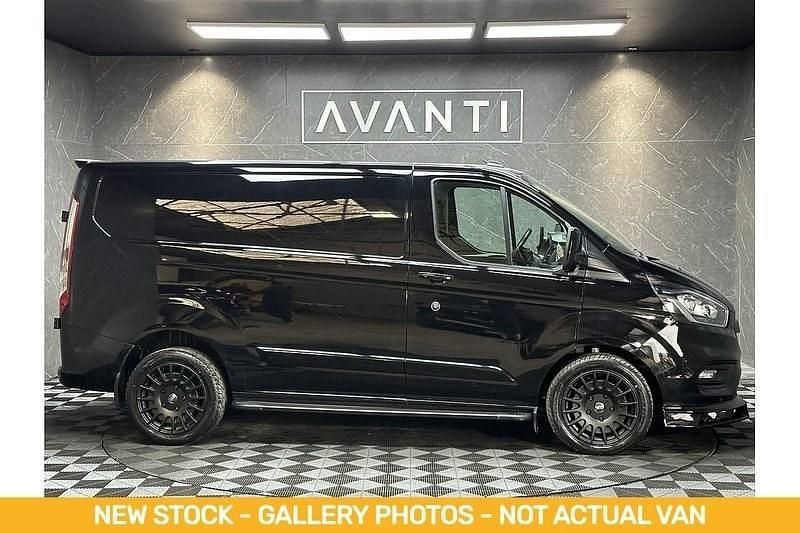 Used Ford Transit Custom Limited 130 HP (95 kW) 2022 Black Van
