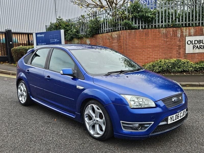 Blue Used 2006 Ford Focus ST Hatchback | £3,495 (Super price) - Image 1/4