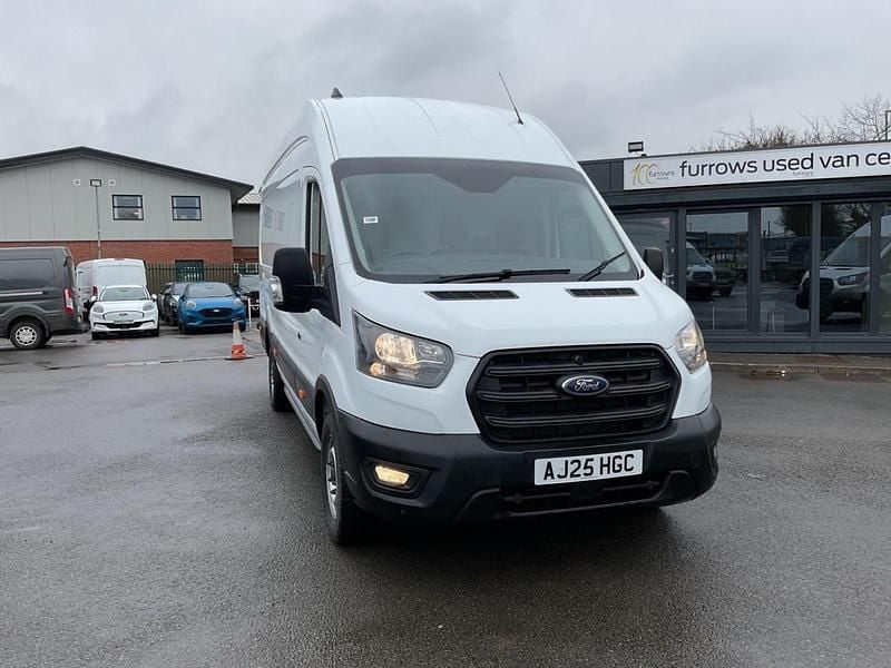 New Ford Transit 170 HP (125 kW) 2025 White Van