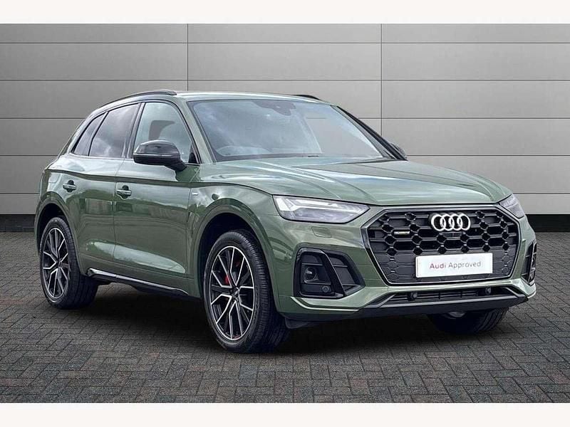 District green Used 2022 Audi Q5 Comfort SUV | £38,350 (Fair price) - Image 1/4