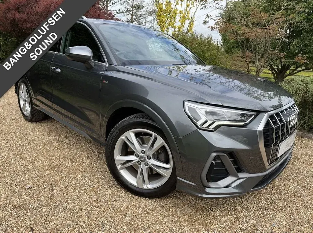 Używany Audi Q3 S-Line 230 KM (169 kW) 2019 Szary SUV