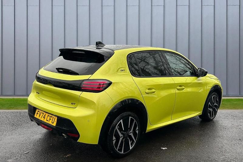 Used Peugeot 208 GT 99 HP (72 kW) 2024 Yellow Hatchback
