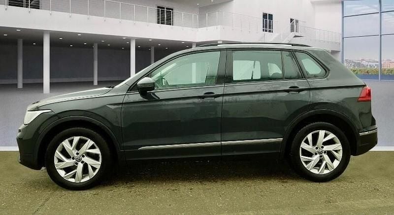 Used VW Tiguan Life 150 HP (110 kW) 2021 Grey SUV