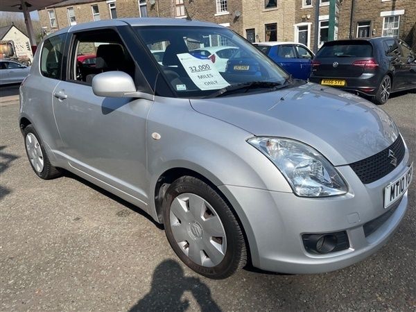 Silver Used 2010 Suzuki Swift SZ3 Hatchback | £2,595 (Fair price) - Image 1/1