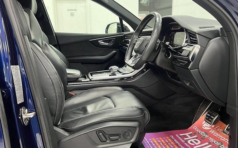 Used Audi Q7 Design 340 HP (250 kW) 2025 SUV