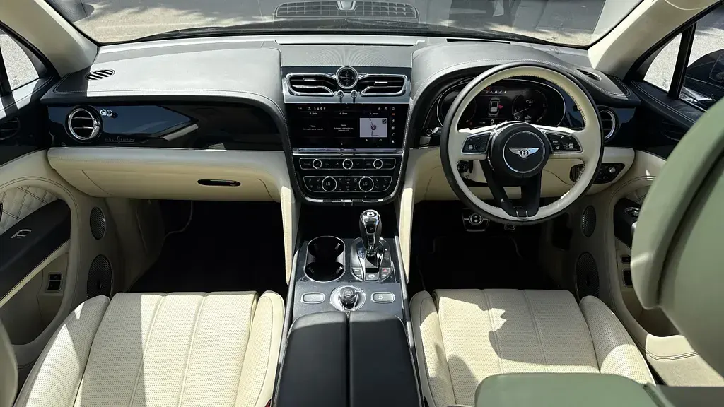Used Bentley Bentayga 541 HP (397 kW) 2020 Black SUV