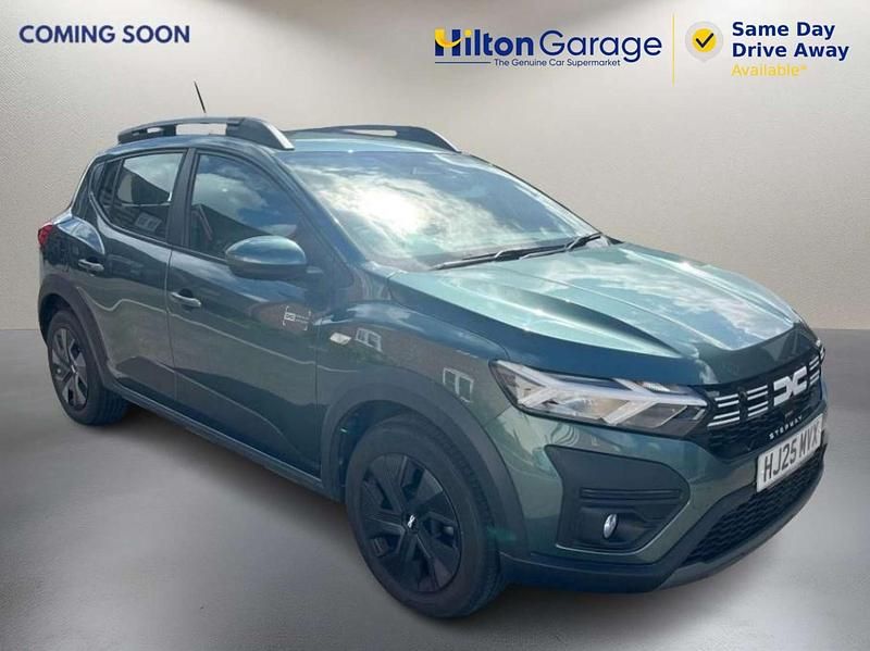 Used Dacia Sandero Expression 2025 Green Hatchback
