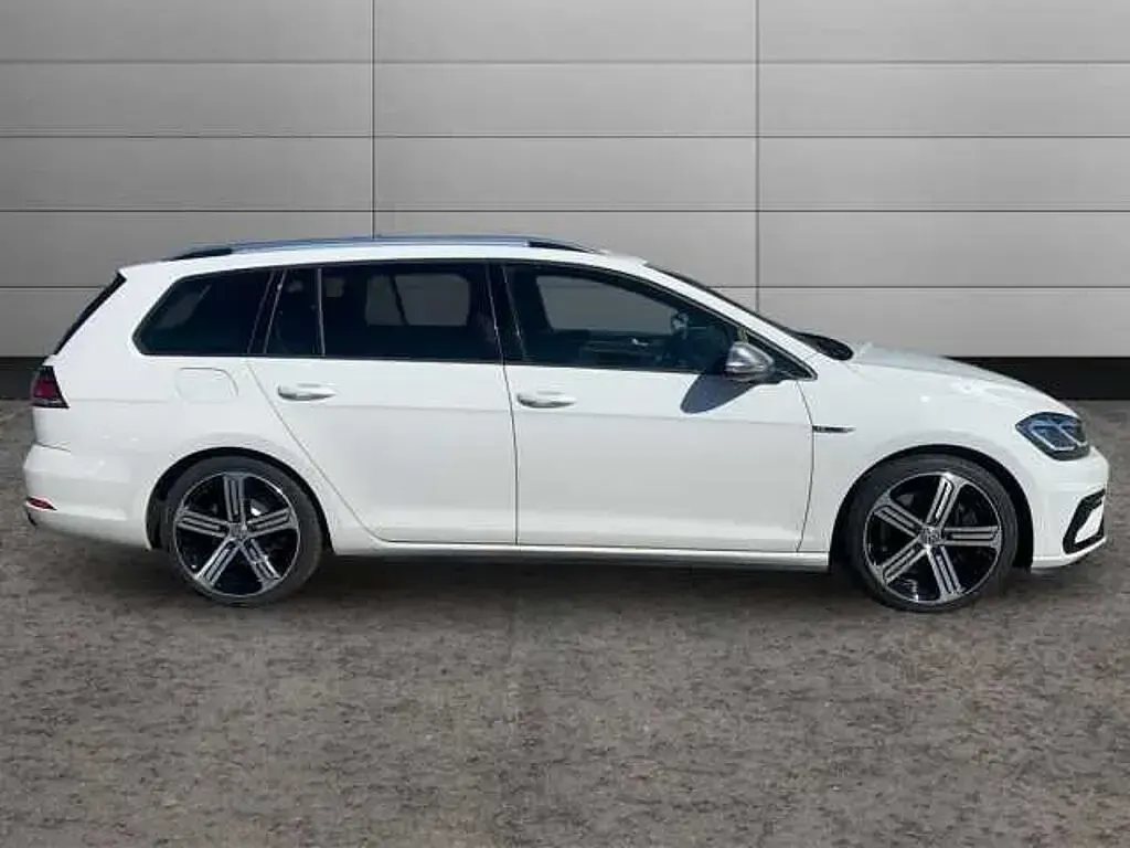 Used VW Golf VII R 300 HP (220 kW) 2020 White Estate