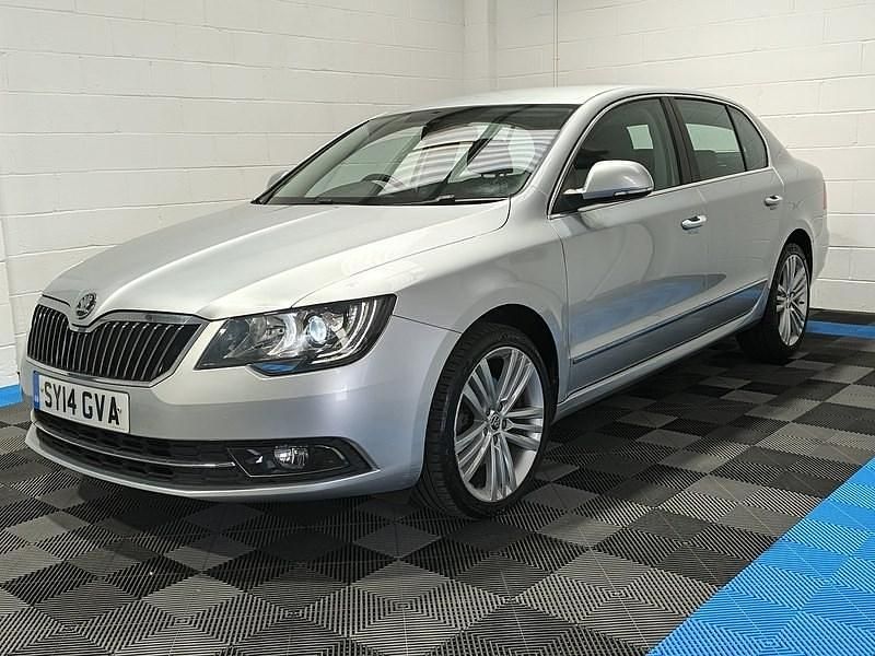 Used Skoda Superb Elegance 2014 Silver Hatchback