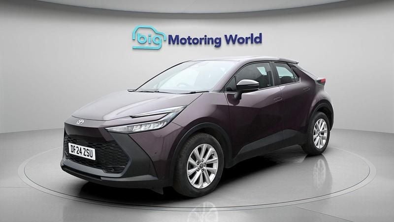 Used Toyota C-HR 138 HP (101 kW) 2024 SUV