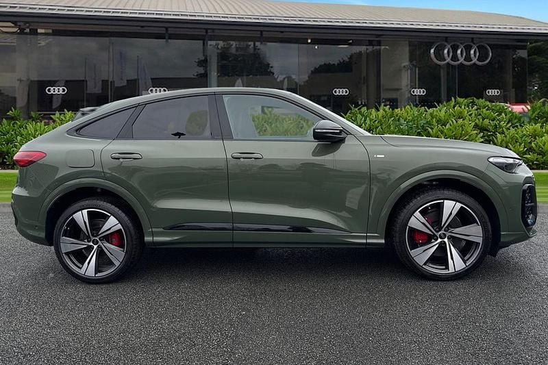 New Audi Q5 Sportback Design 2026 Green SUV