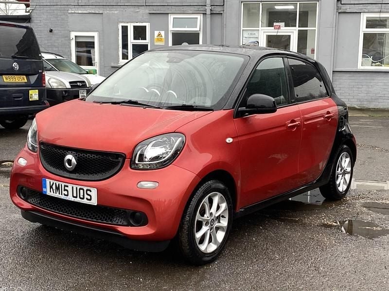 Used Smart ForFour Passion 2015 Red Hatchback