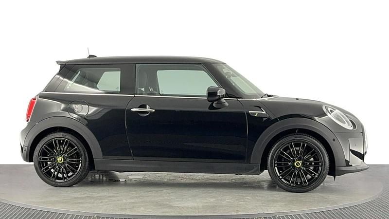 Used Mini Cooper SE Hatch 135 kW (184 HP) 2022 Black Hatchback