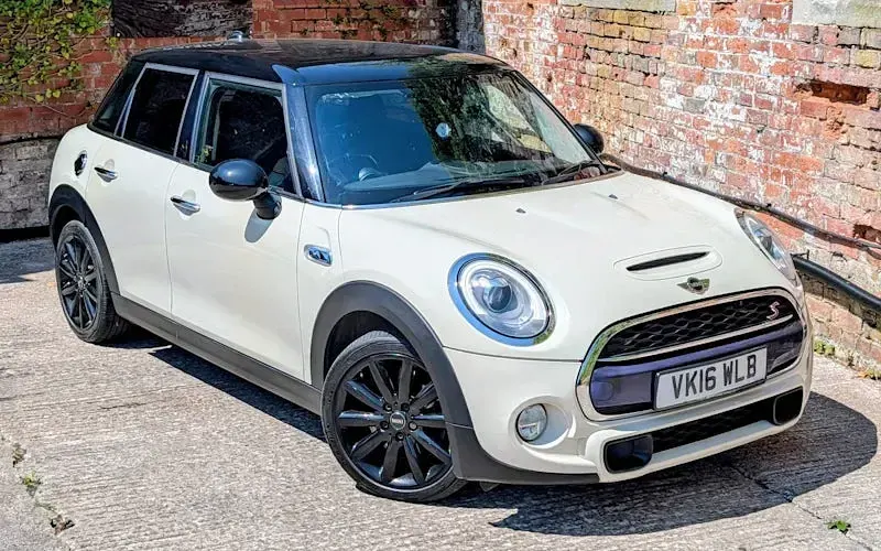 Used Mini Cooper S Hatch 170 HP (125 kW) 2017 Hatchback