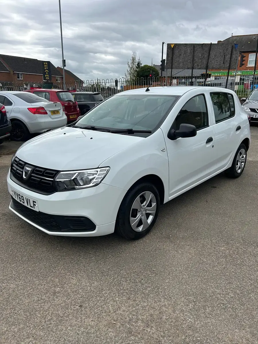 Used Dacia Sandero Essentiel 2019 White Hatchback