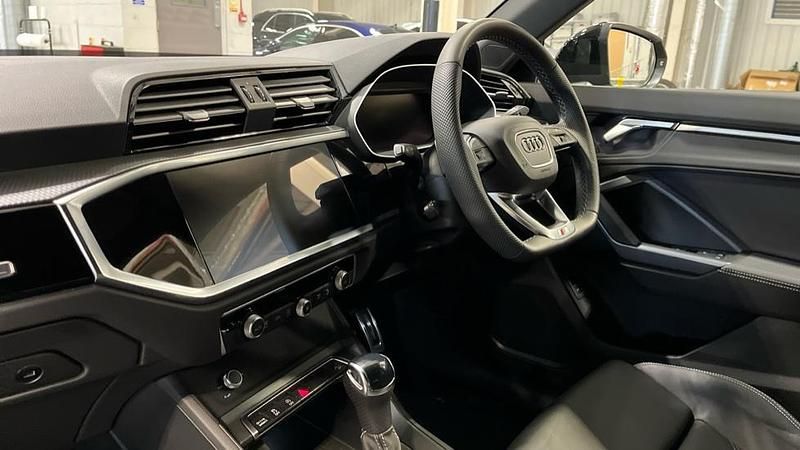 Used Audi Q3 Black Edition 150 HP (110 kW) 2025 Black SUV