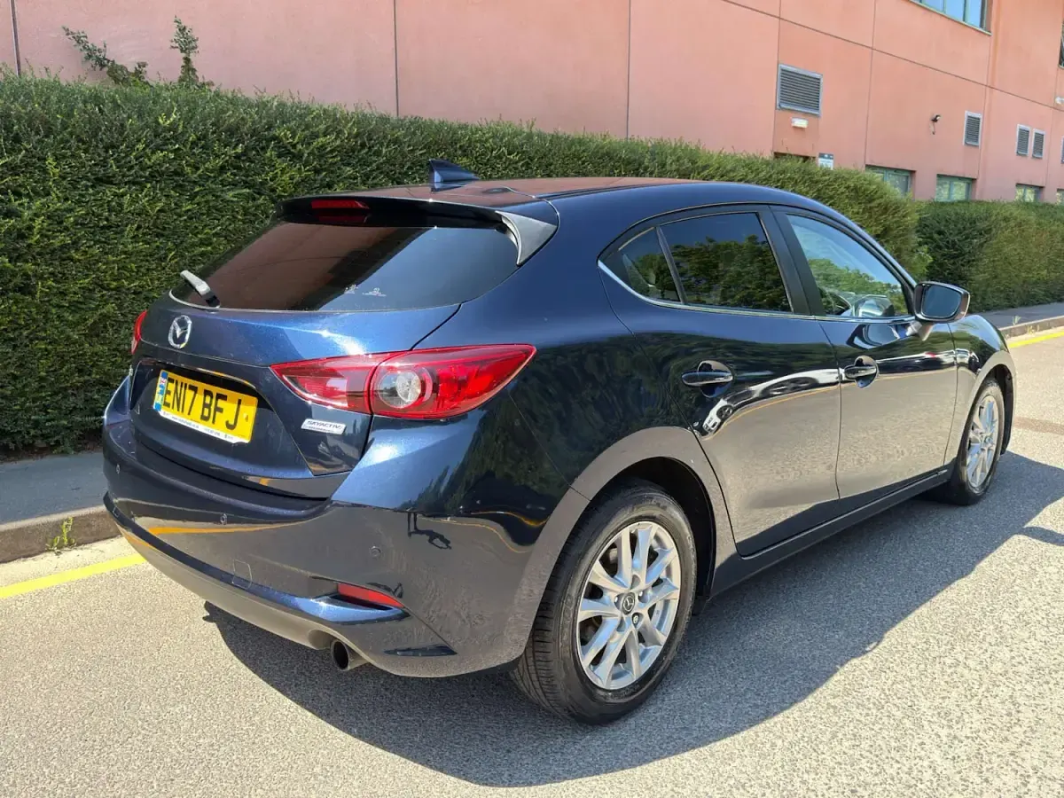 Used Mazda 3 2017 Blue Hatchback