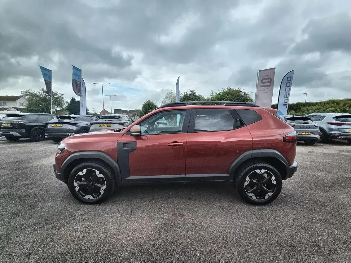 Second-hand Dacia Duster Extreme 138 CP (101 kW) 2024 Maro SUV