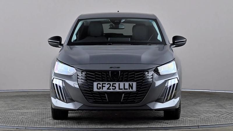 Used Peugeot 208 Allure 101 HP (74 kW) 2025 Grey Hatchback