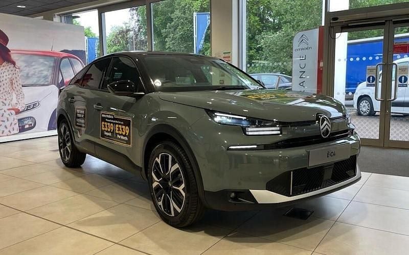 New 2025 Citroën e-C4 Hatchback | £29,600 (Fair price) - Image 1/4