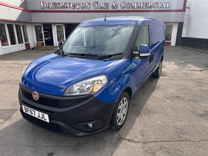 Blue Used 2017 Fiat Doblò MPV | £5,495 (Fair price) - Image 1/4