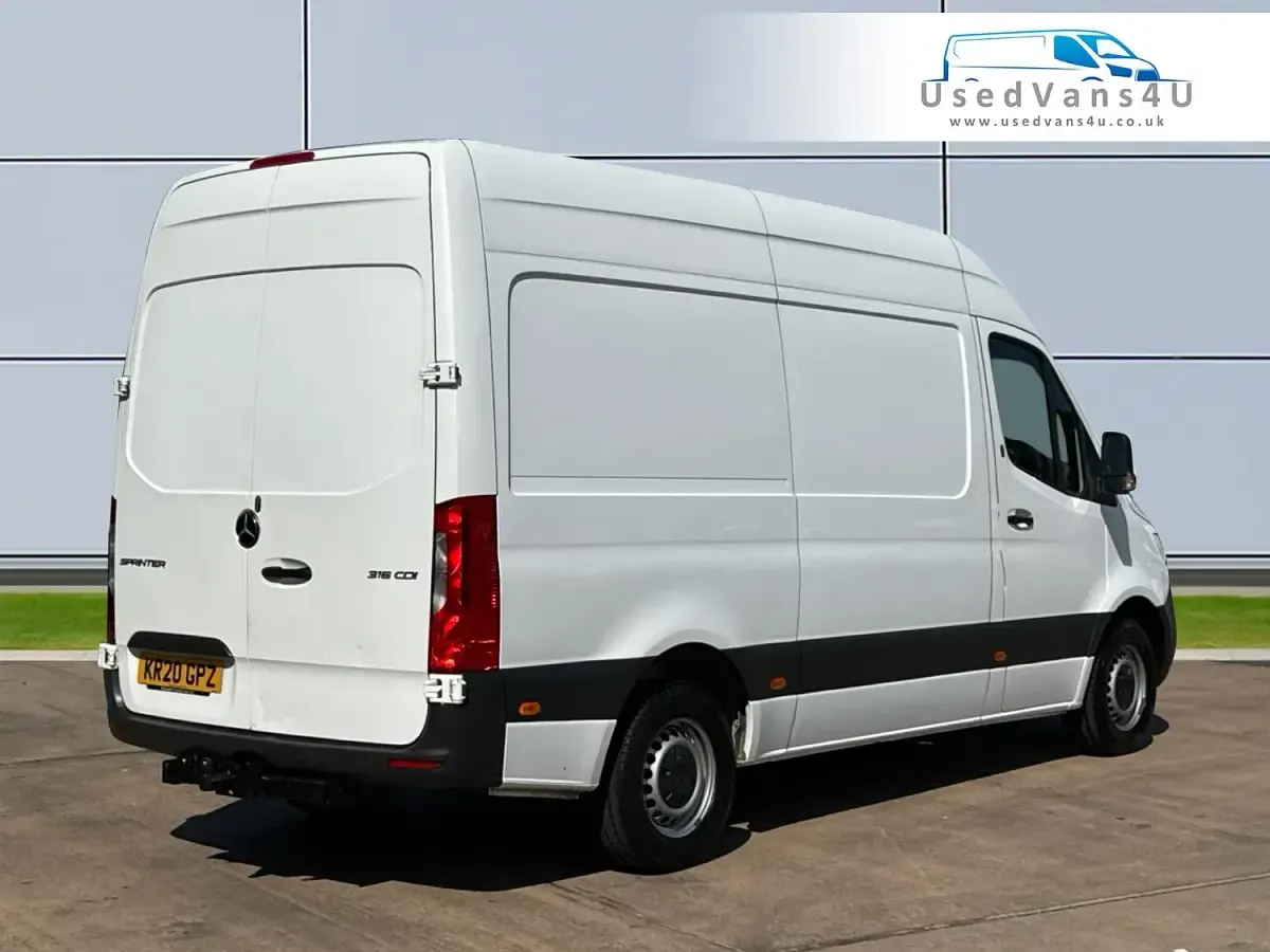 Used Mercedes Sprinter 163 HP (119 kW) 2020 White Van