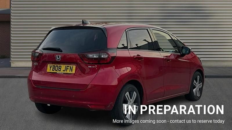 Used Honda Jazz Hybrid 109 HP (80 kW) 2021 Red Hatchback