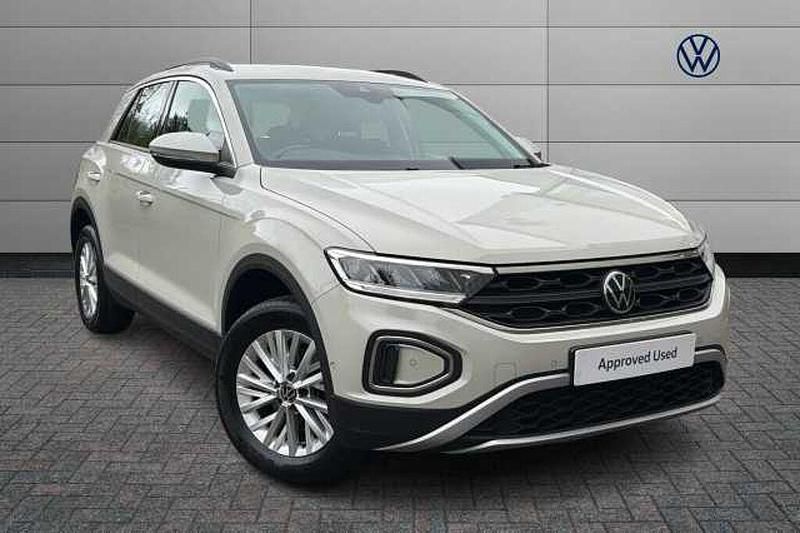 Used VW T-Roc Life 150 HP (110 kW) 2023 Grey SUV