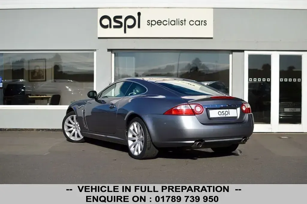 Used Jaguar XK 300 HP (220 kW) 2006 Grey Coupe