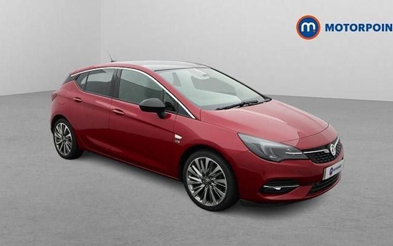Used Vauxhall Astra Edition 145 HP (106 kW) 2021 Red Hatchback