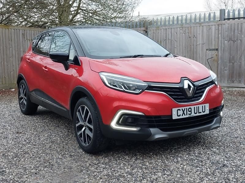 Used Renault Captur Version S 130 HP (95 kW) 2019 Red SUV