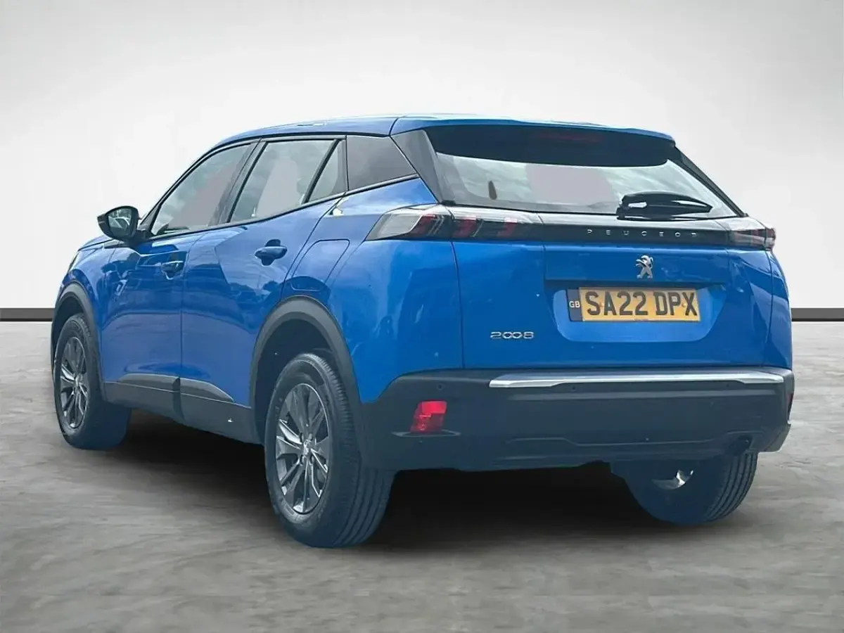 Used Peugeot 2008 Active Premium 100 HP (73 kW) 2022 Blue SUV