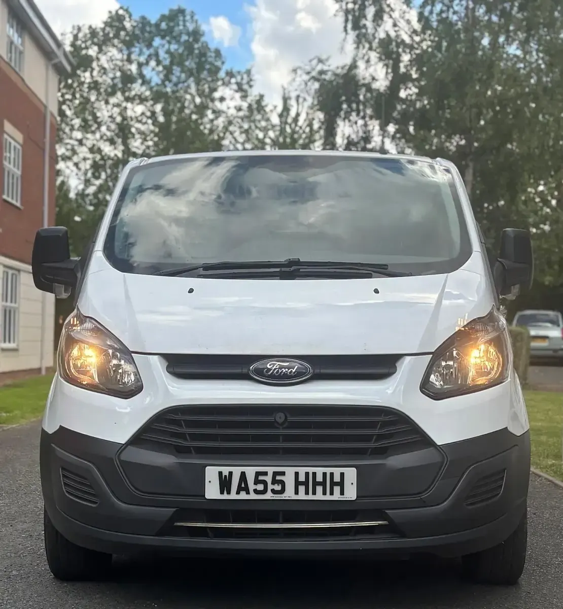 Used Ford Transit Custom 130 HP (95 kW) 2017 White Van