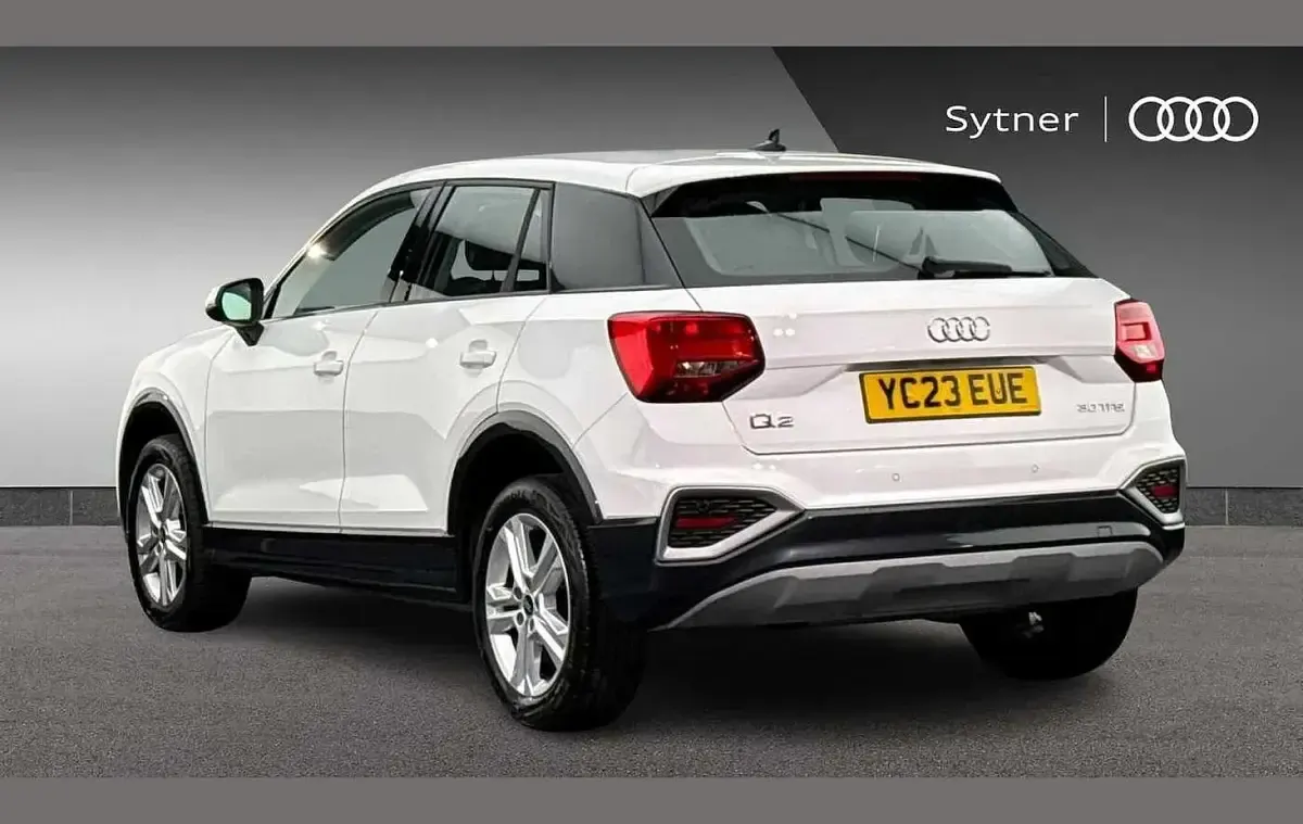 Used Audi Q2 Sport 108 HP (79 kW) 2023 White SUV
