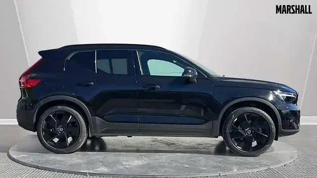 Used Volvo XC40 Plus 161 HP (118 kW) 2025 Black SUV