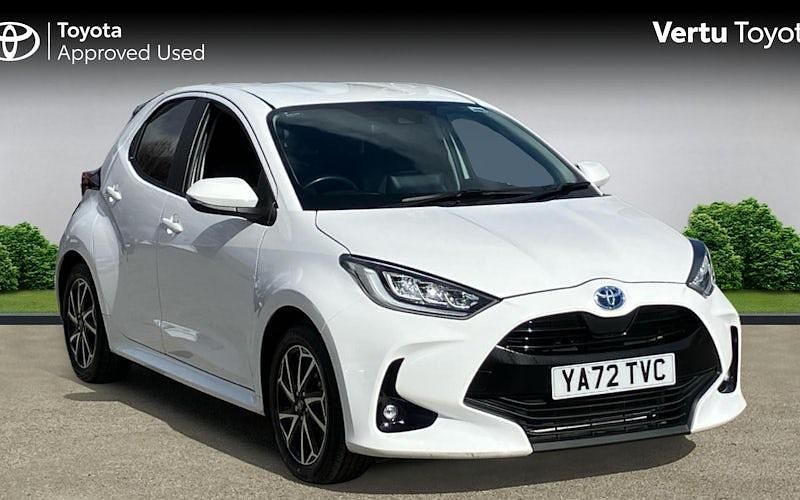 Used Toyota Yaris Hybrid Design 116 HP (85 kW) 2026 Hatchback